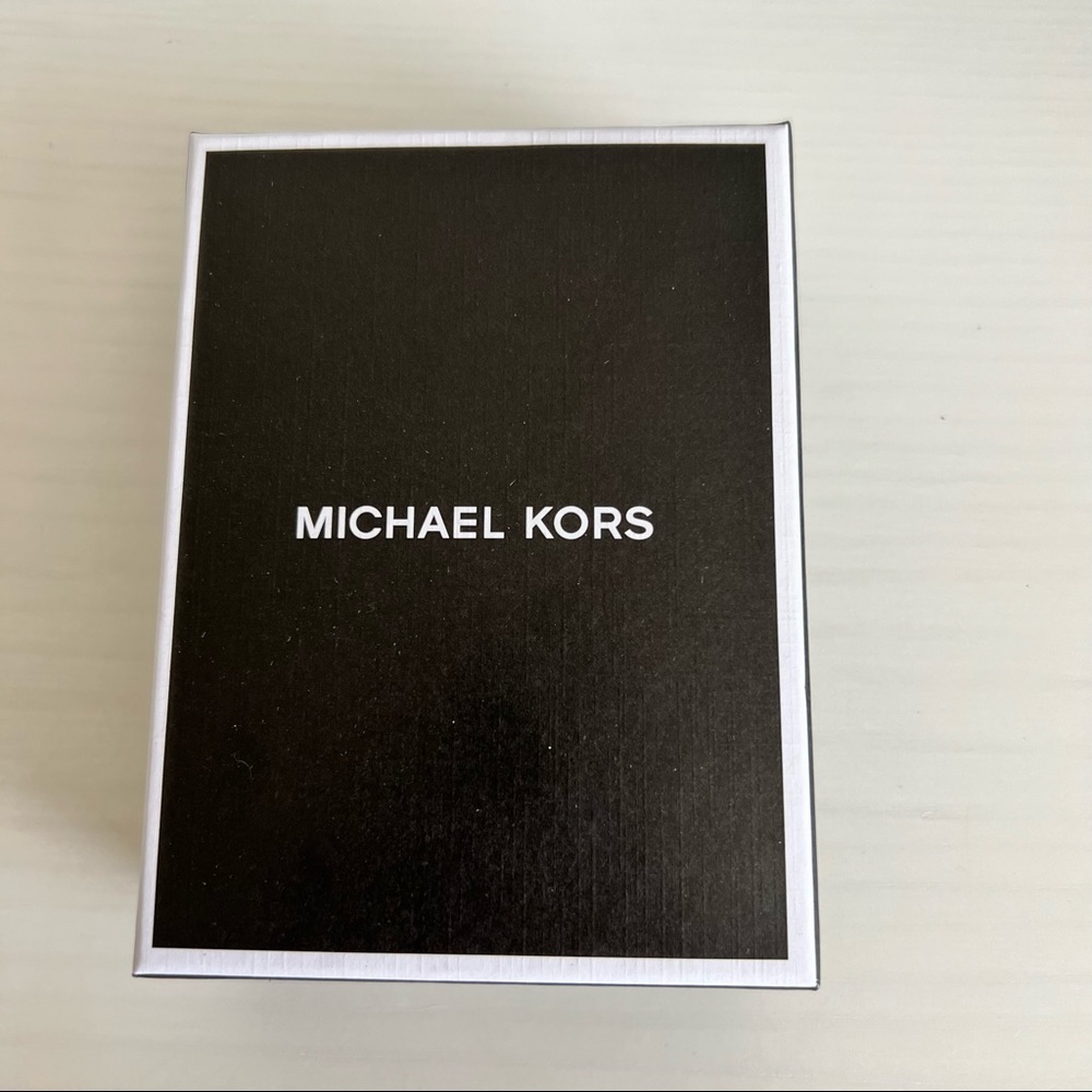 Michael kors gift box
